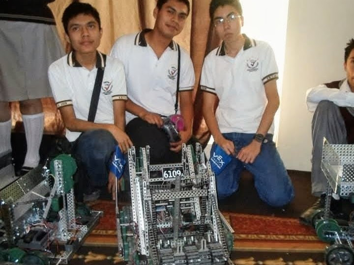 Inicios del Enfermero Informático en robótica